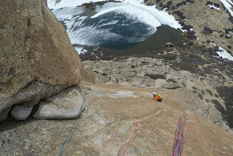 MOLLARE TUTTO ED ANDARE AD ARRAMPICARE IN PATAGONIA