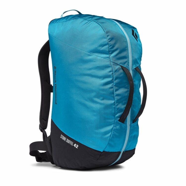 stone duffel azul