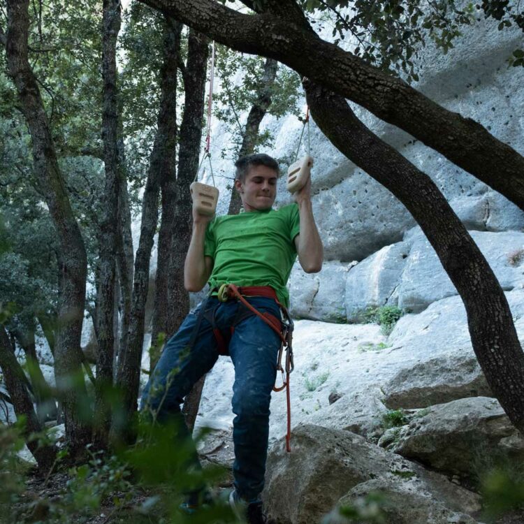 YY vertical rocky
