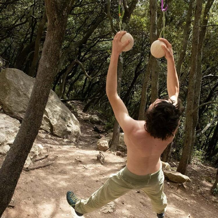 climbing balls